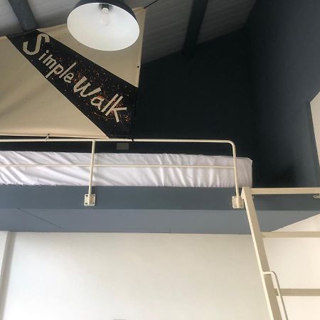 Simple Walk Guest House 小公寓 Тайнан Екстериор снимка