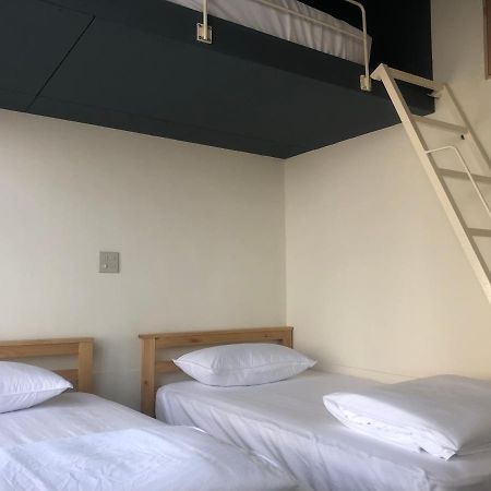 Simple Walk Guest House 小公寓 Тайнан Екстериор снимка