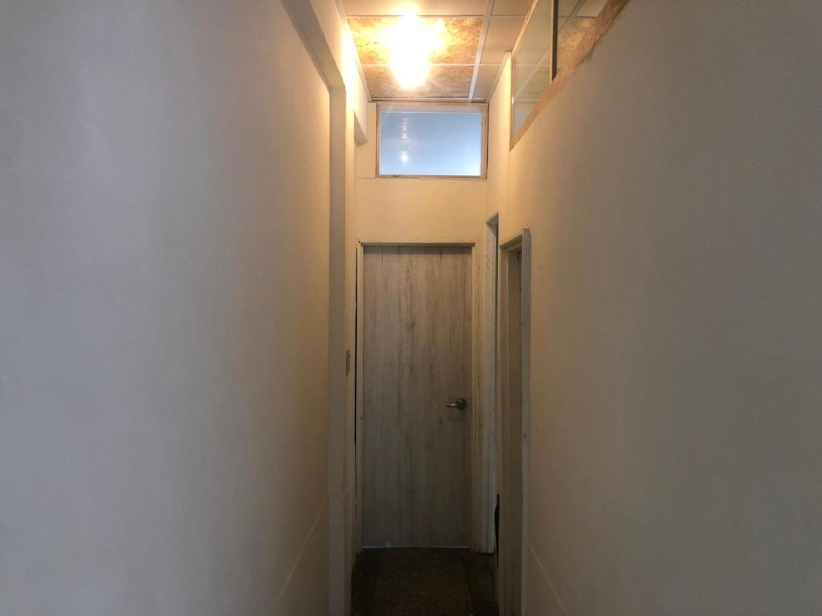 Simple Walk Guest House 小公寓 Тайнан Екстериор снимка