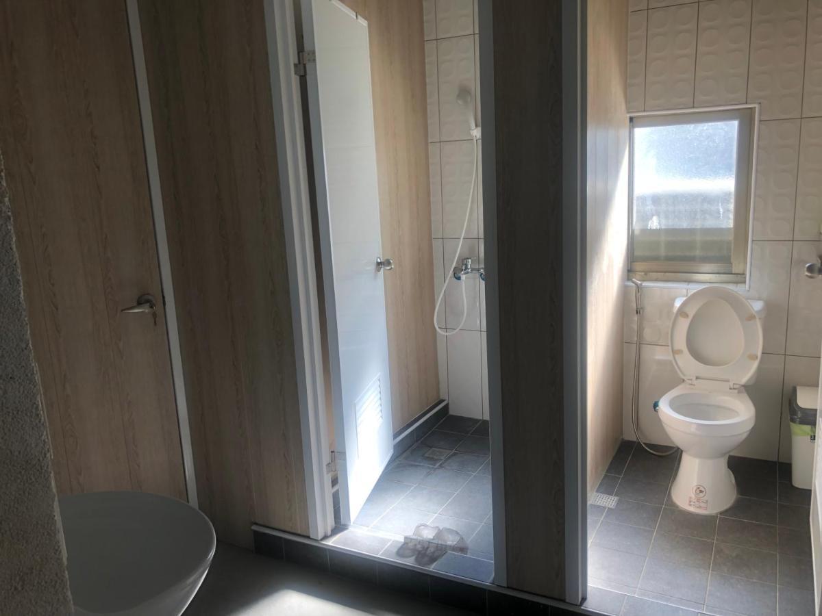 Simple Walk Guest House 小公寓 Тайнан Екстериор снимка