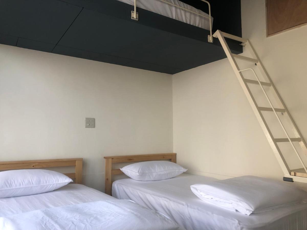 Simple Walk Guest House 小公寓 Тайнан Екстериор снимка